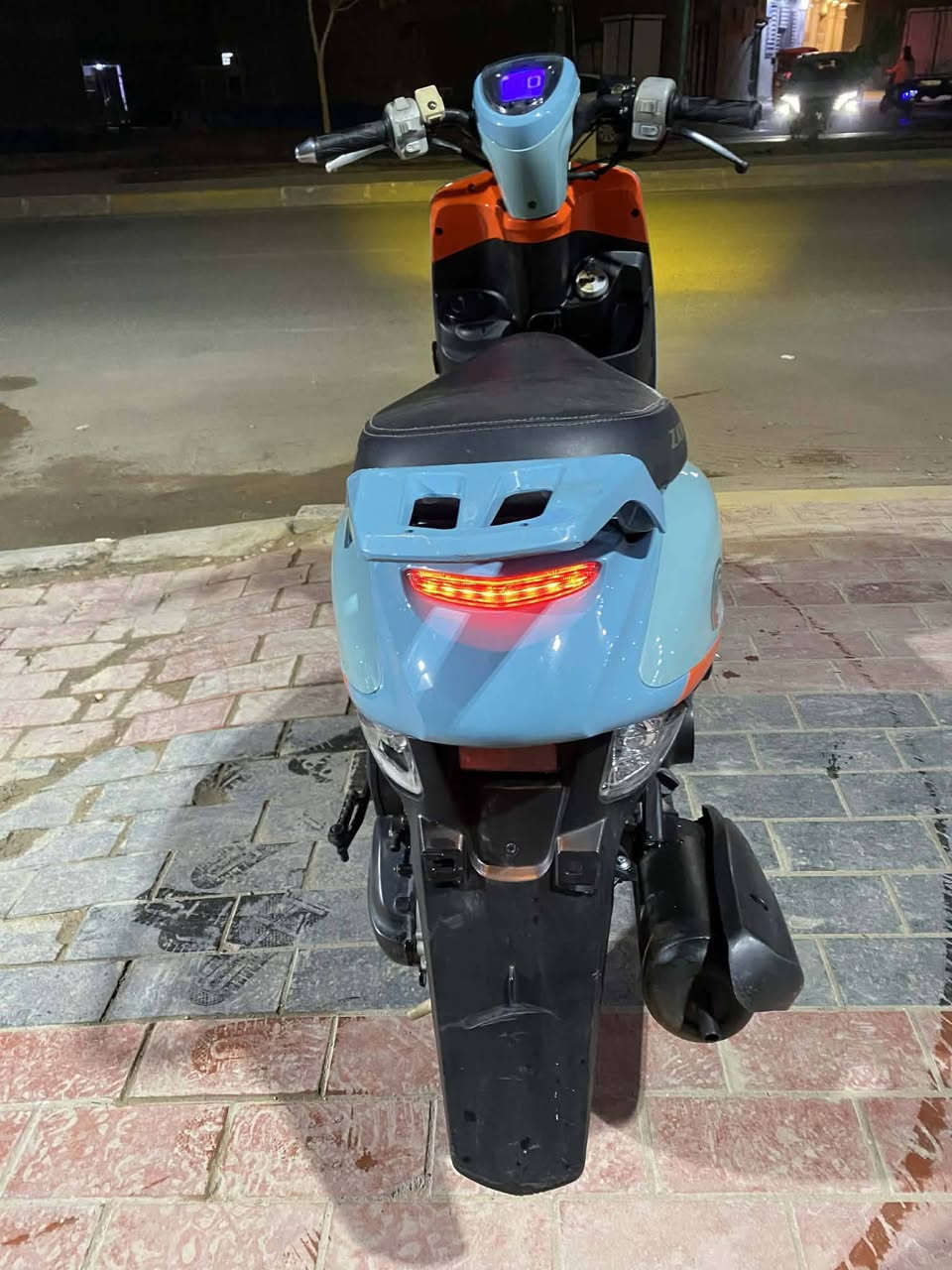 دراجه بوليس جديد صار جم شهر من طالعه كله شغال مابيه نقص الشراي يتصل ***********
