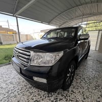 لاندكروز GXR • ٢٠١١ • ستينية اصل