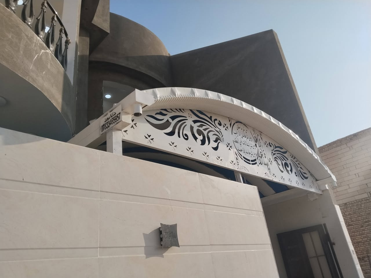 عمل سقايف الكيسبان بسعار مناسبة ***********// حدادة محمد عمل درجه اولى كافت القياسات والجملونات الكيسبان بسعار مناسبه جدا جدا جدا جدا 🫡
