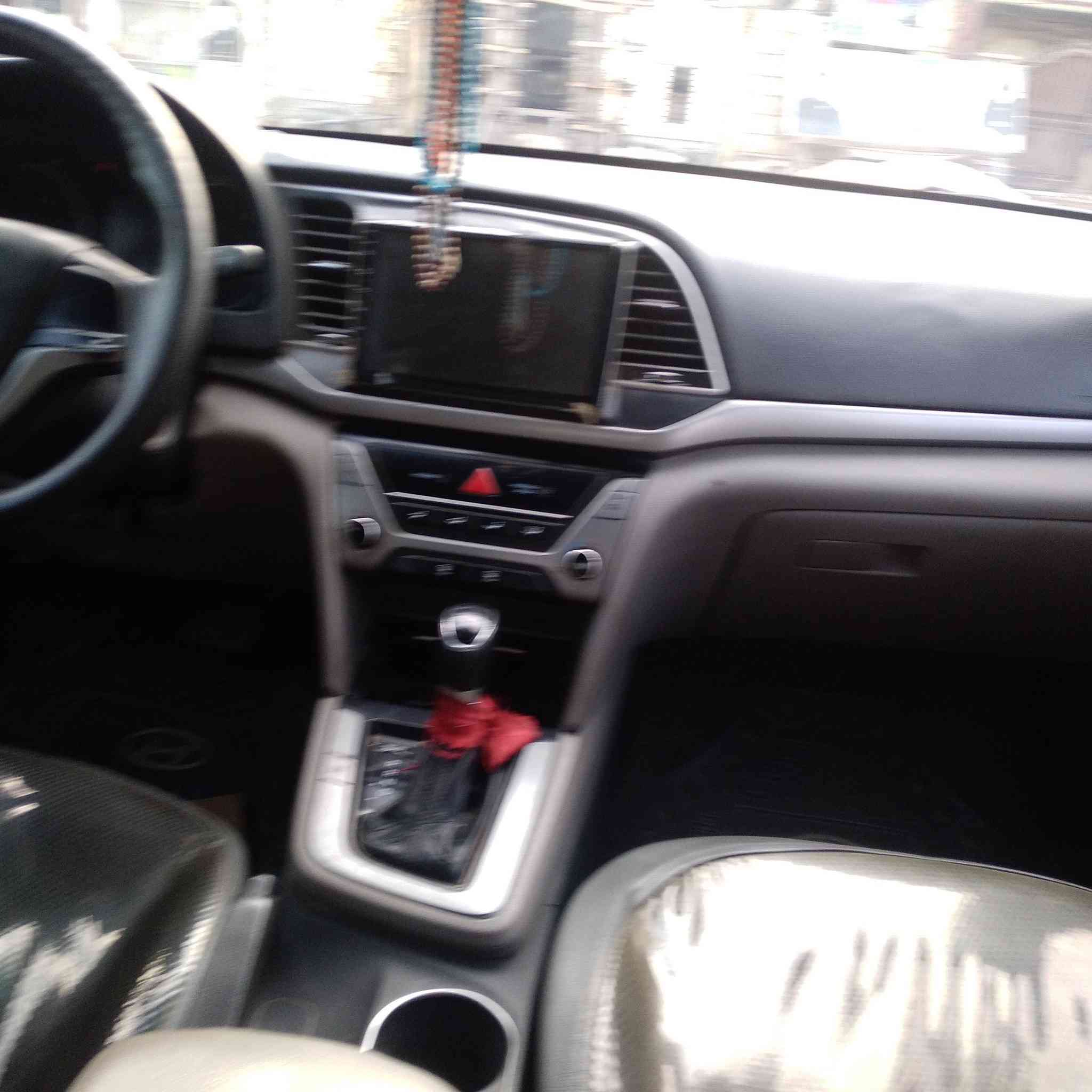 النترا 2017 رقم بغداد محرك 2000 حادث باب السائق   ٠مصفره هيئه سنويه 27 حداده جديده رقم الهاتف رقم الهاتف ***********
