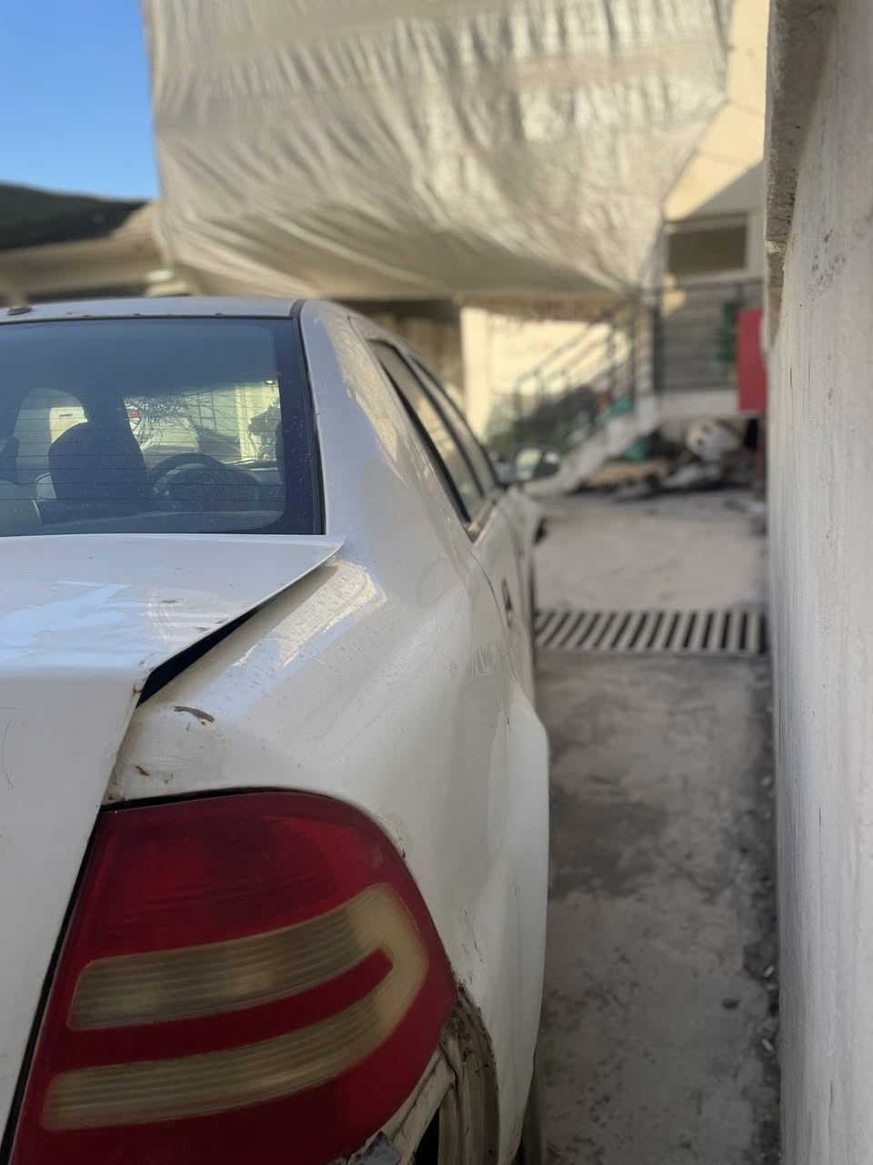 للبيع 2013كيرشرط محرك بي اثر دخان كابون بانزين بدون صبغ السيارة اساسه نضيف السعر 28 وبيها مال للاستفسار التصال على الرقم اسيا ***********كورك***********
