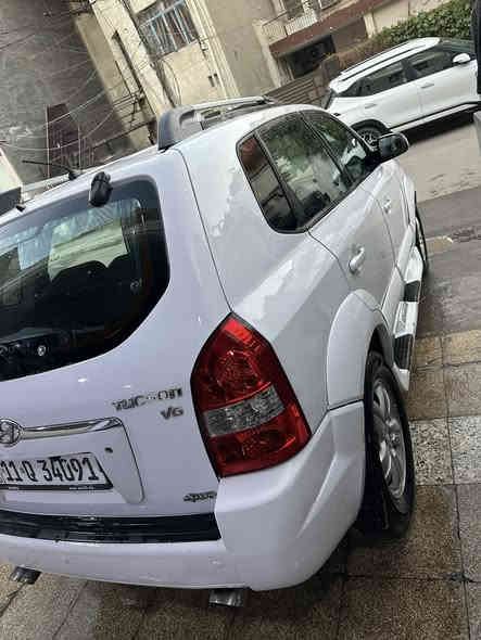 توسان امريكيه 2007 ضرر جاملغ خلفي بدون دواخل سته سلندر 2700 فور ويل سياره جاهزه تحويل مباشر سعرها 108 قفل عنواني المنصور ***********
