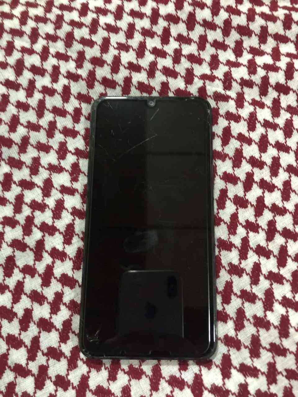 مبايل سامسونك a10 للبيع
ذاكرة 451
بطارية 5000
فطر في الشاشة مامئثر على اللمس فطر قليل في الكامرة مثل ماواضح بلصورة 
نضافة ٪75
بسعر مناسب سعرو 65 وبي مجال قليل
موصل جانب الايمن  
الشراي يجي خاص


**إذا كنت صاحب هذا الإعلان وتريد حذفه لأي سبب، رجاءا أرسل رسالة إلى الدعم الفني**