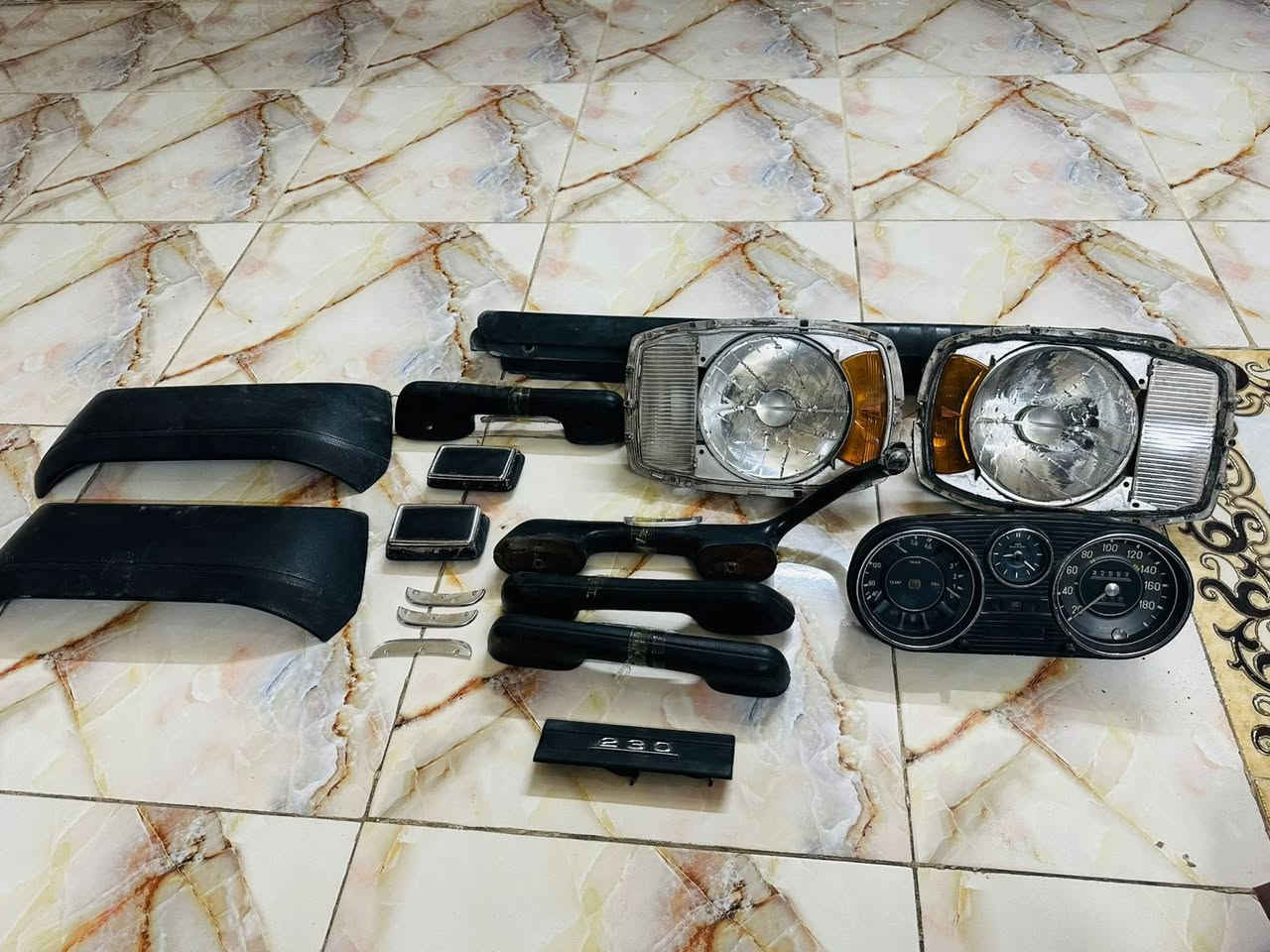 الغالين
غراض 

مارسيدس 
بتره

***********
