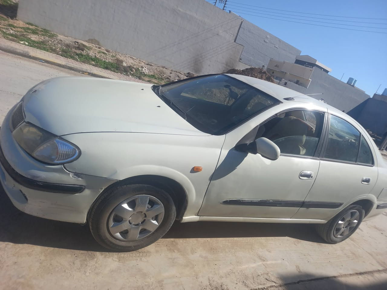 نيسان صني ٢٠٠٣ السعر ٦٥
رقم نينوى الماني سنويه عضم 
 شرط التحويل والوكاله من الشرعي 
كابون بانزين ماستر 
محرك شرط 
كير عادي شرط
طخم كدام وره جديد 
طخم تايات جديد 
صبغ احزام بدون دواخل 
كشنات امغلف جديد 

***********
***********
