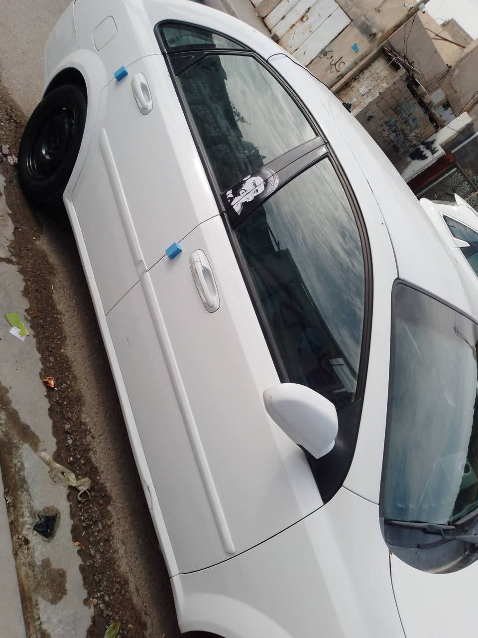 اوبترا للبيع مديل 2011 بيها جاملغ بدل وبنيد صبغ مكينه بالجيس جديده كير نضيف دواخل نضيفه كهربائية كله شغال شاشه رقم بصره أ ومكاني بصره السعر 72 وبيها مجال كلش قليل 
رقم الاتصال ‏‪***********‬‏
رقم واتساب ‏‪***********‬‏
