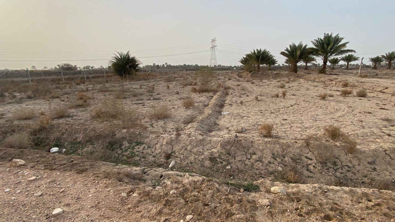 السلام عليكم
قطعة أرض مميزة للبيع خلف جامعة بابل - منطقة ربع سعود - حي السجاد
المساحة دونم (2320) متر
الواجهة حاليا 37.12 متر
النزّال 74 متر
تبعد 28 متر عن مخطط شارع 100
في الصور المرفقة صورة من دائرة الطرق والجسور توضح بعد موقع الأرض عن مرتسم شارع 100
(بعد تنفيذ الشارع تصبح الواجهة 74 والنزّال 37.12) وكما موضح بالفيديو
للإستفسار الاتصال:
***********
***********
