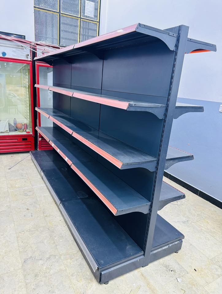 سلام عليكم سفينه طول ٣ امتار تركي اصلي ابو جسرين ثقيل الاصلي الشراي يتصال ***********
