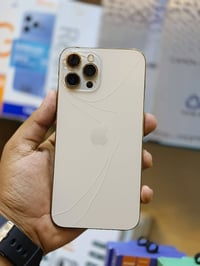 ايفون 12 برو ماكس • ٢٥٦ • بطاريه ٧٧%