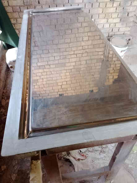 قوالب إستعمال قليل للبيع ***********
