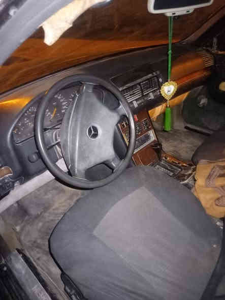 سلام عليكم سياره مرسيدس شبح مكفوله من الكص ونقل جثه للاستفسار الاتصال على الرقم ***********.....السعر 20وبيه مجال
