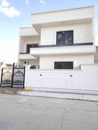 بيت طابقين • ١٦٠م • التعليم مجمع النور