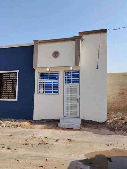 بيت🏠🤑 20مليون وبيه مجال ***********

بيت مساحه 50م #طابو_زراعي سند 25

#قريب_شارع_لحولي 

(عنوان لمكتب    
(  عمود 301بضبط مكتب الفرات                            

بيت جاهز مفتاح 🔑 
أساس وسقف صب مركزي 

منطقه كامله السكن #شوارع_تبليط 

غرفه + صاله + مطبخ معزول + صحيات 

#مدارس // ماء//. كهرباء//. تبليط  /. خط مولد ذهبي 

وتساب***********

ملاحظه// توجد لدينا كل المساحات من دور او قطع عنوان نجف النجف
