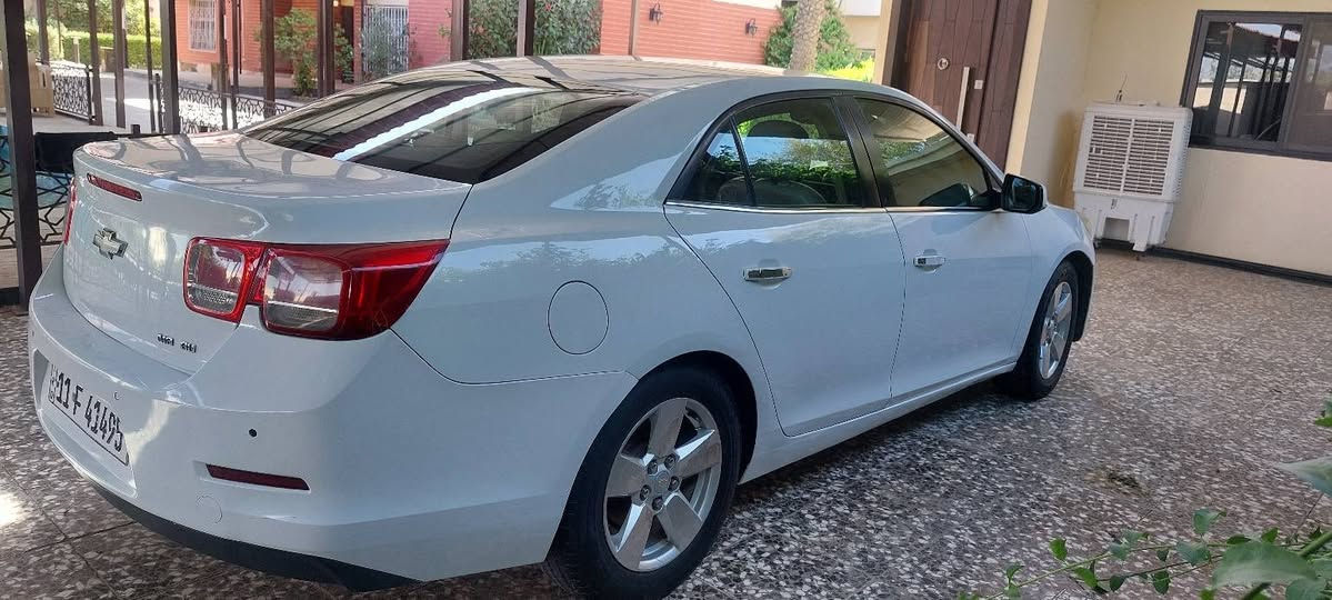 سلام عليكم ماليبو 2013 خليجي محرك 2400 تنفس طبيعي مكفول كير مكفول صدر امامي جديد تبريد يشتغل كهربائيات سنتر لوك  صندوك بصمه سايد بريك كهرباء تحكمات جهتين رقم بغداد بسمي مكاني بغداد العبيدي سعر 75   ***********
