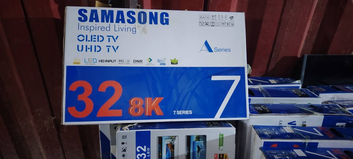 سلام عليكم شاشه سامسونك احجم 32 بدون نت سعر 95 الف العنوان كورنيش قرب ماكس مول *********** السماوا, المثنى
