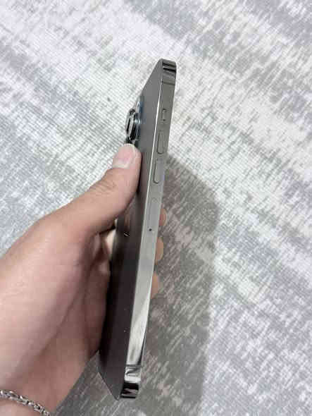 سلام عليكم ايفون13 بطارية 94 ذاكره 512 جهاز كلش نضيف ممفتوح السعر 750 وبي مجال مكان بغداد
***********
