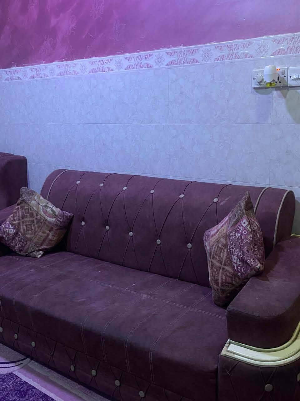 قنفات مابيهن شي فقط اكو بعض القنفات يرادلهن رجلين سعرها 75 وبيها مجال
غرفه نظيفه مابيها ضرر السعر 400 وبيها مجال قليل عنوان ابي الخصيب البهادريه


**إذا كنت صاحب هذا الإعلان وتريد حذفه لأي سبب، رجاءا أرسل رسالة إلى الدعم الفني**