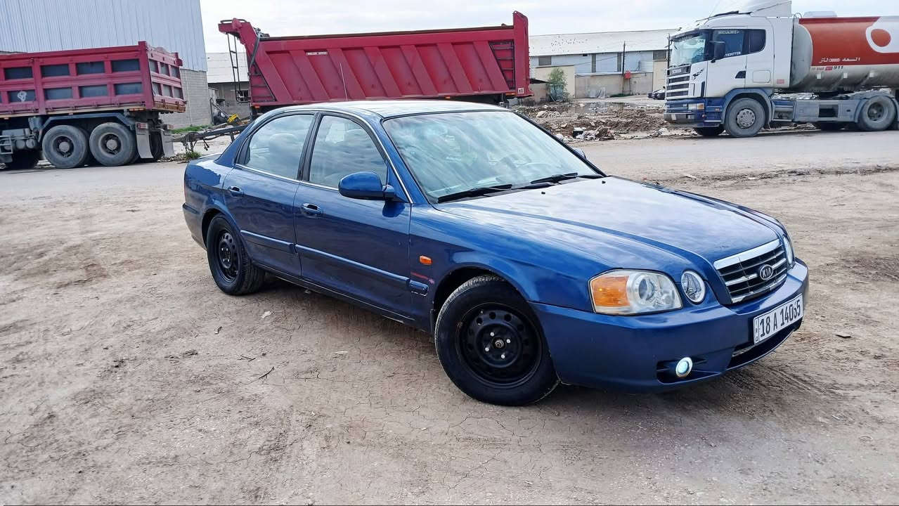 اكيه وفود خط واحد 2005 مكينه 2000 تخم تأير حداديه  صبغ احزام السعر 64وبيه مجال مكانه حله قرب سيطرة الاثار غير متاو ع الفيس فقط اتصال***********
