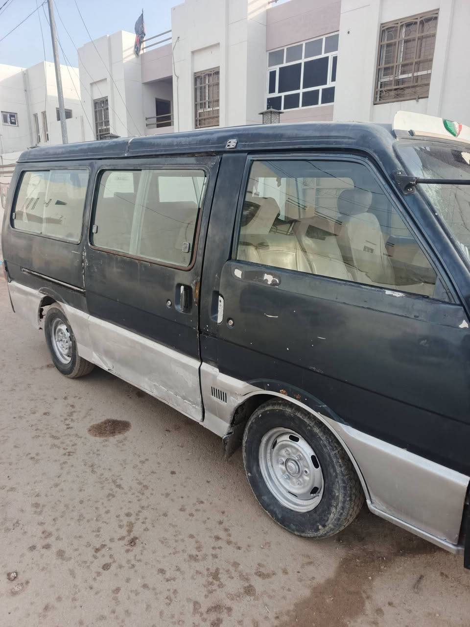 بستا 95 تحويل ثاني يوم سنويه لل29 مصفره هيئه ومرور مكينه كير جدد كهربائيات جاهزه مكاني ديوانيه سعره 25 ***********
