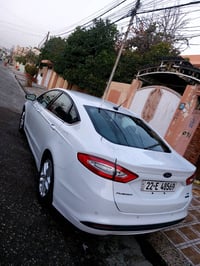 فورد فيوجن موديل  ١٦  مواصفاتse  حساسات شاشة كبيرة رمز باب  صبغ جاملغ ...