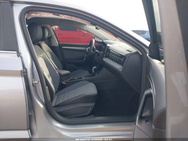 #سعر_البيع_المباشر_66_ورقة
2025 VOLKSWAGEN JETTA 1.5T SE
تاريخ المزاد: 5/28
المسافة المقطوعة 2192 mi
#نشحن الى دبي و عمان و البصرة و كردستان و تركيا
بالامكان ادخالها
 #بكتاب_ذوي_الشهداء_باعفاء_كمركي_مع_اعفاء_الرقم 
#العقبة
#ام_قصر
#الشمال
⬅️نتكفل بالسيارة لحين وصولها 
⬅️اي استفسار مراجعة المكتب 
⬅️ عملنا شراء السيارات من المزادات الامريكية والكندية
#لدينا_تقرير_Carfax_مجاني_فحص السيارة قبل دخولها المزاد 
⬅️لدينا ورشة تصليح في دبي 
⬅️لدينا معقب لتخليص السيارات (حرة  او ذوي الشهداء ) و ايصالها الى الزبائن
📍العنوان النمرود #قرية_السيد_حمد 
⬅️اوقات الدوام


**إذا كنت صاحب هذا الإعلان وتريد حذفه لأي سبب، رجاءا أرسل رسالة إلى الدعم الفني**