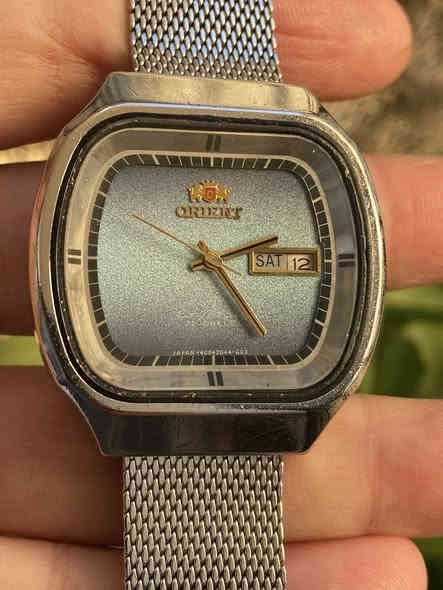 السلام عليكم 
مجموعة من القطع اليابانية 
اورينت 
ستزن 
سايكو 
اتوماتيك 
الوان مميزة
نظافة تامة
تعمل بكفاءة عالية 
ستانلس ستيل بالكامل 
بلادية بالكامل 
السعر  ارسال صورة القطعة  عالخاص 
يوجد توصيل لجميع  المحافظات 
***********
