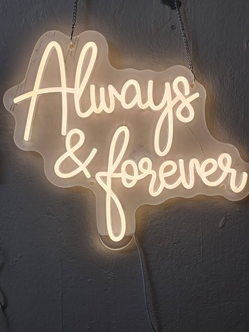 تخفيضات وخصومات وتوصيل مجاني
للاطلاع اكثر مراسلة صفحة لمسة مضيئة او الواتساب 
***********
