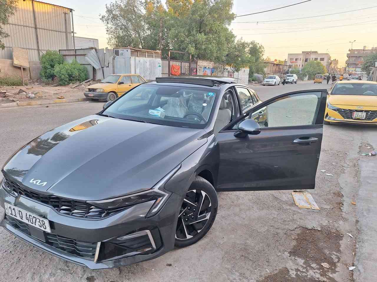 كي 5 هايبرد ٢٠٢٥ خليجي السيارة فول ماشية ١٠ الاف بيهة هاي الطخه موضحه بالصور 
السيارة فول ومكفولة عده هاي الطخة السعر ٢٢٥ مكاني حي اور قرب جامع الفردوس 
للاستفسار ***********
