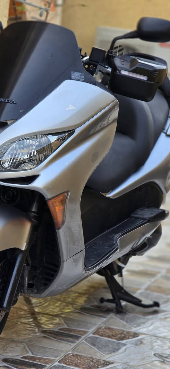 سلام عليكم فورزه 0\8 دراجه فول مكفوله كفاله من كلشي اركب اطلع اوراق كامله تايرات جدد ادامه كامله سعر ١٠ ورقات بيهة مجال قليل تحياتي الجميع بغداد المنصور ***********
