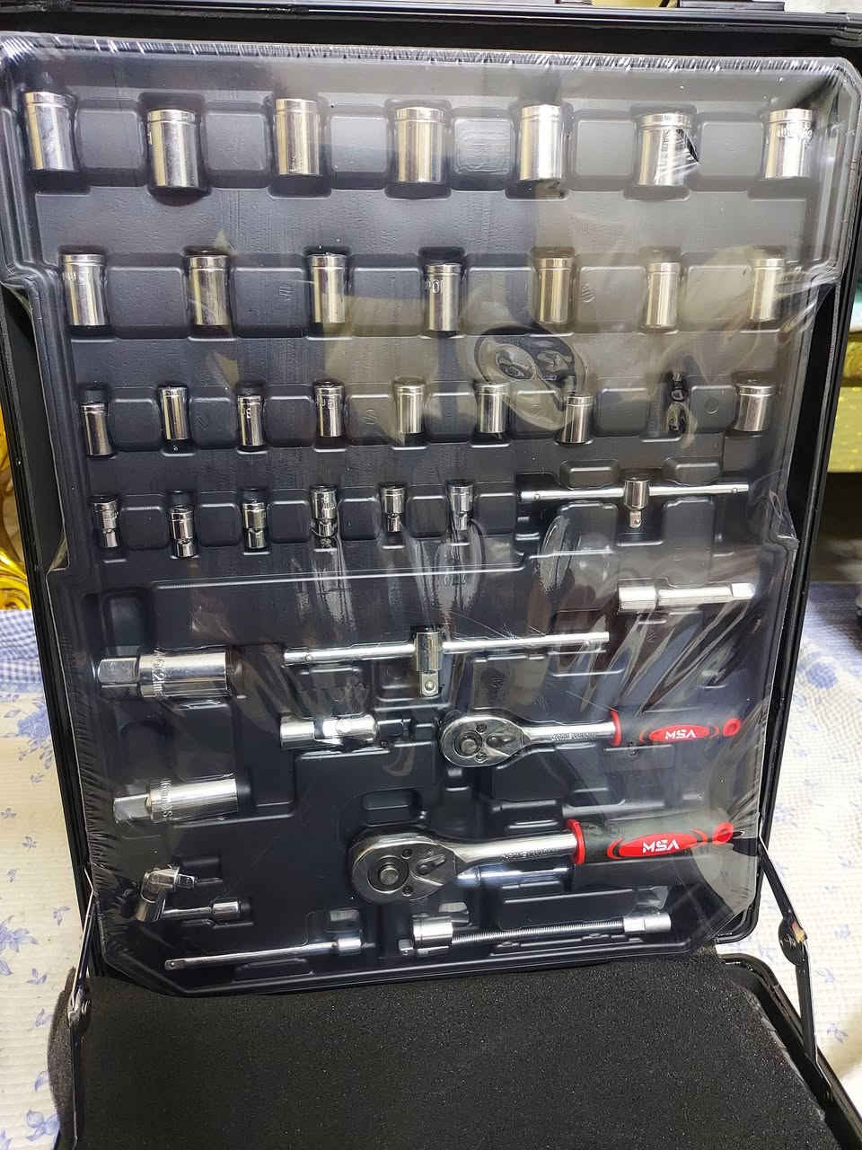 سيت عدة 610 قطعة ماركة MSA كلشي تحتاج بيهة موجود 
السعر 60 الف شامل اجور التوصيل 
مكاني بغداد مشتل حي المعلمين 
***********
