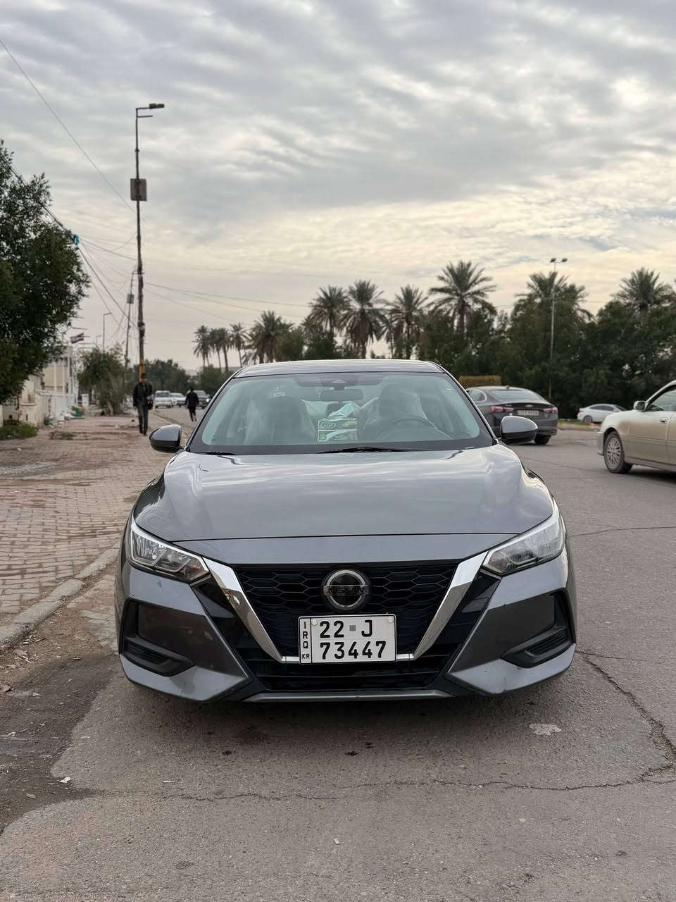 نيسان سنترا موديل2021 وارد امريكي
مواصفات SV :
رادار امامي خلفي وتوقف ذاتي
رادار النقطة العمياء
حساسات خلفية وجانبية
بصمة تشغيل و بصمة ابواب
شاشة كبيرة و كامرة خلفية دوارة
كروز مثبت سرعة و تحكم ستيرن
نظام ECO تقليل صرف الوقود
سياره بسمي تحويلي ثاني يوم 
سيارة بعدها جديدة ماشية 40  الف
مكان السيارة بغداد الحريه 
السعر 128
***********
