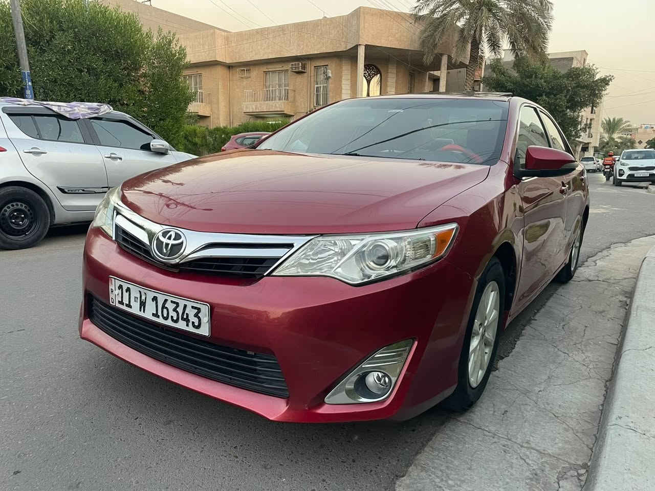 ***********  جديده  وحلوه 
كامري ٢٠١٣ le  فول مواصفات 
حادث امريكا دعاميه فقط   بدون دواخل بدون ايرباك 
وبالعراق صار بيها صبغ عام  اثر  طعجات  بدون اي ضربه او دواخل 
صور الحادث موجوده  والطعجات هم  منزلهن بالمنشور 
فتحه     شاشه  وكامره 
حساس خلفي  
كشن كهرباء 
سويجات عدد  ٢ 
غرفتها جديده  لوك 
ماشيه ١٣٠ الف 
محرك ٤ سلندر  
كير محرك  مكفولات 
شاسر بالمري تبريد  ثلج 
فول تحكمات ستيرن 
صدر تايرات  خير من الله 
سياره عله ايد وحده    ونظيفه  وجاهزه  
تحويل ثاني يوم 
سعرها ١٠٩ ورقه 
اتصال فقط  او واتس اب 
مكاني اعظميه 
***********
