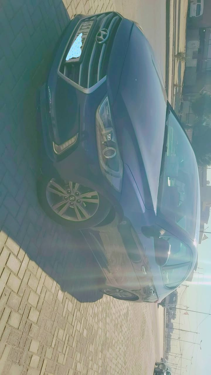 النترا وارد امريكي ٢٠١٧ 
حادثه حلو موضح بالصوره 
بيه منظومة غاز جديده 
سعر ١٢٨ 
وبيه مجال بسيط
*********** اتصال _ واتساب
