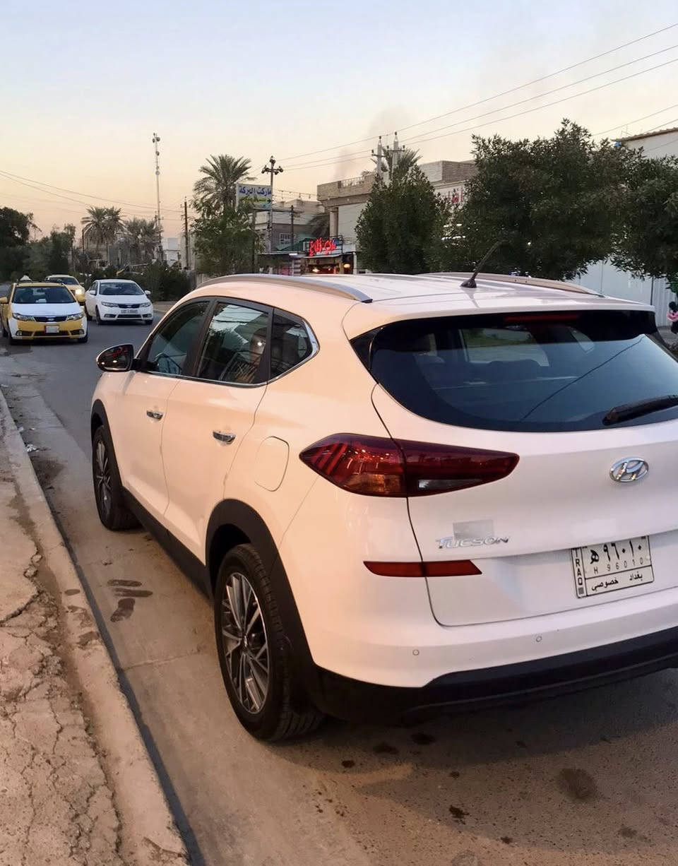 السلام عليكم توسان 19 خليجي رقم بغداد مكفوله كفاله عامه ماشيه 70 مواصفات فول عدا البنوراما ***********
