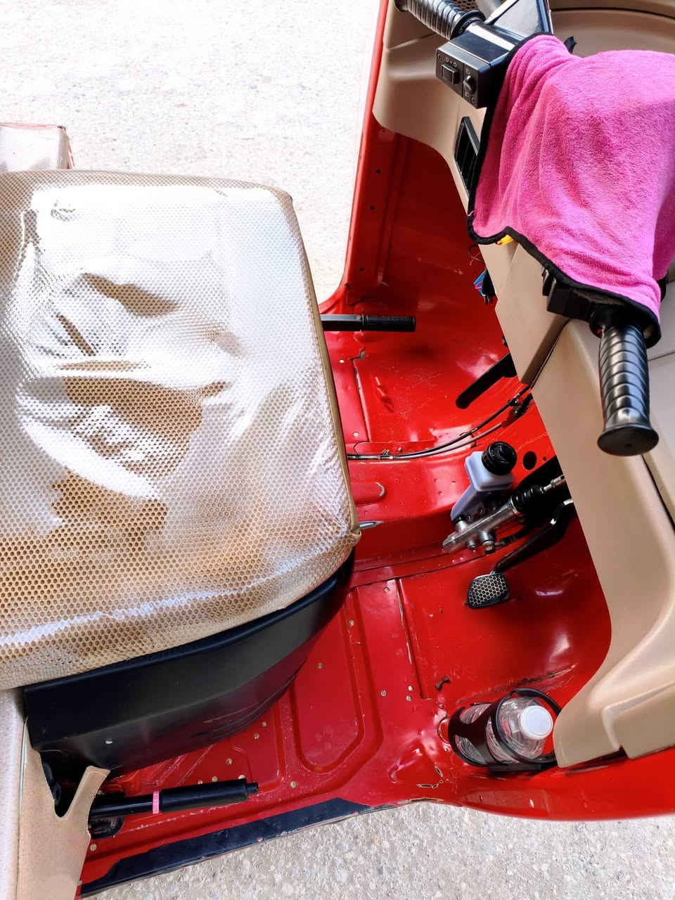 السلام عليكم . بجاج 22 شهر 11  كفاله ما عده طخه بالصفحه بسيطه رقم وسنويه ذي قار  ثاني يوم . مكاني ناصريه المركز


**إذا كنت صاحب هذا الإعلان وتريد حذفه لأي سبب، رجاءا أرسل رسالة إلى الدعم الفني**