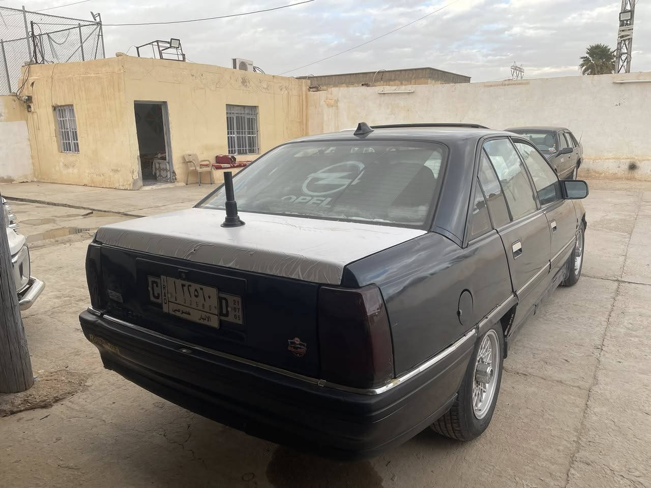 السلام عليكم 
للبيع 
اوبل اوميكا 
1992
رقم انبار تحويل مباشر 
معمره 
محرك 2000 جيد
السيارة جاهزه 
السعر ٢٨ وبيهه مجال بسيط 
الاستفسار  ‭٠٧٨٦ ١٠٢ ١٩٣٠‬
