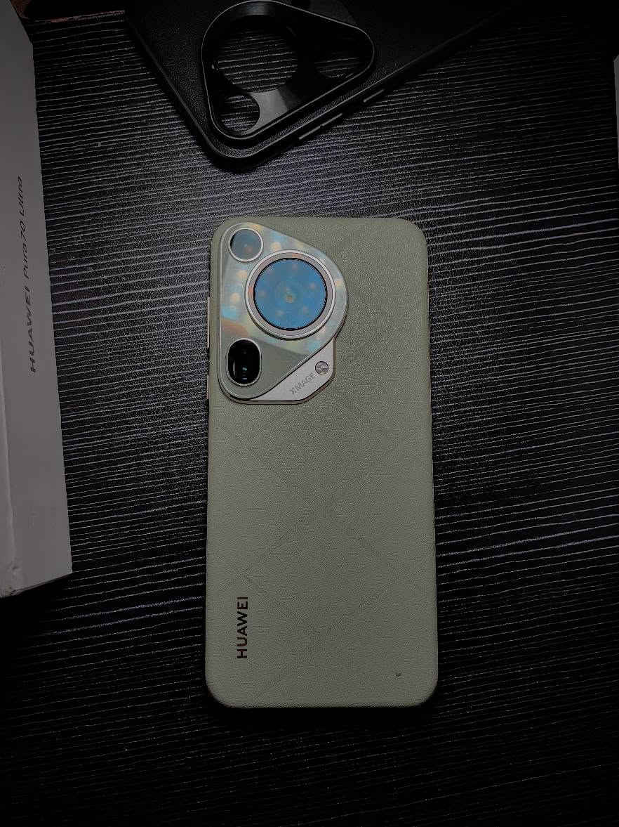 سلام عليكم
للبيع او مراوس شعندك نزلي 
Huawei Pura 70 Ultra 
ذاكره 512 رام 16
المعالجKirin 9010
كاميرا بحساس واحد انچ
الكاميرا50 + 50 + 40 ميجابكسل

البطاريه 
5200 مللي أمبير - 100 واط
ملحقات كامله 
جهاز بنظافه 
97 %

عنواني بغداد مدينة الصدر 
 توصيل فقط باعتماد 🔥🔥 بغداد, العراق


**إذا كنت صاحب هذا الإعلان وتريد حذفه لأي سبب، رجاءا أرسل رسالة إلى الدعم الفني**