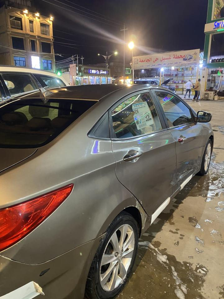 السلام عليكم اكسنت 2013 وارد امريكي مكينه 1600 جي داي السياره مصبوغه عام جماليه مكينه وكير حلوات السياره رقم ذي قار  مشروع وطني راعيه يمي بلبصره سنويه لشهر 6 السياره جاهزه تبريد تتددفئه تخم تاير حداده السياره جاهزه شاشه كامره دواره السعر 75 ملاحظه الفحص مالها امس فحصتها موجود للاستفسار ***********
