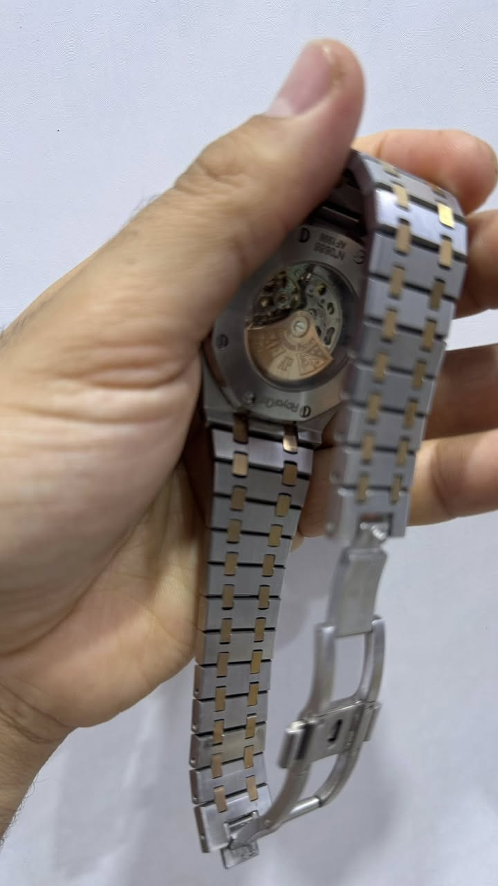 ساعه من ماركه APمكينه اوتماتيك بدون بطاريه وزن ثقيل طلاء ثابت مطعمه السعر 110


**إذا كنت صاحب هذا الإعلان وتريد حذفه لأي سبب، رجاءا أرسل رسالة إلى الدعم الفني**