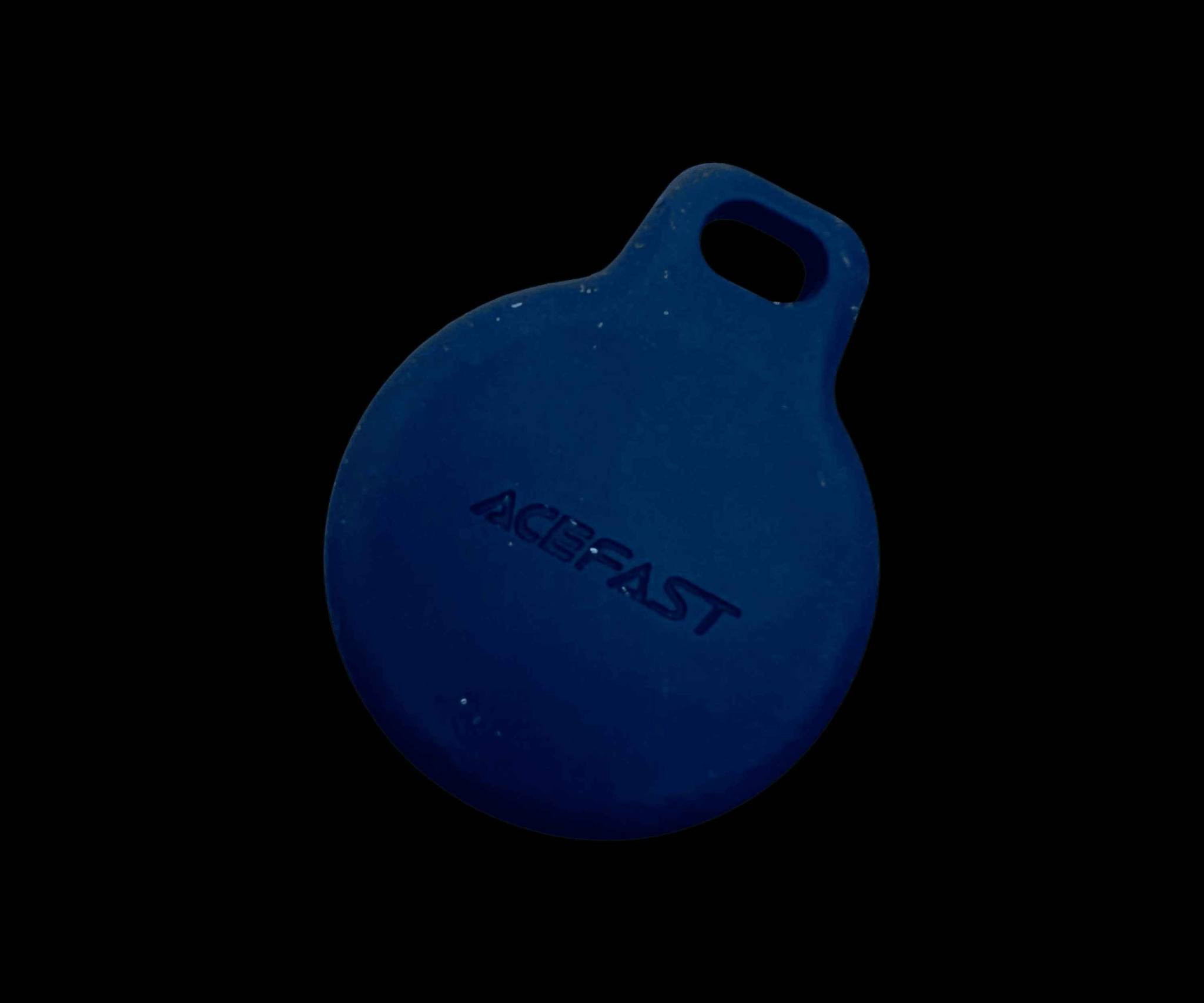 جهاز تتبّع ذكي (4 قطع)

الاستخدامات:

تعقّب المفاتيح، الحقائب، المحافظ، السيارات، الدراجات وحتى عربات الأطفال.

إصدار تنبيه صوتي لتحديد موقع الغرض المفقود ضمن مدى البلوتوث.

البحث العالمي عبر تطبيق Apple Find My للعثور على الأغراض المفقودة في أي مكان.

مناسب للسفر والاستخدام اليومي لتفادي فقدان الأغراض المهمة.

المميزات:

يعمل مباشرة مع تطبيق Apple Find My دون الحاجة إلى تطبيق إضافي.

بطارية قابلة للاستبدال (CR2032) تدوم حتى سنة كاملة.

تصميم صغير وخفيف (وزن 8 غرام فقط).

مدى بلوتوث فعال حتى 20 متر مع خاصية إصدار صوت للتحديد السريع.

يأتي مع أغطية سيليكون وحلقات تعليق لتثبيت الجهاز بسهولة على أي غرض.

محتويات الصندوق:

4 أجهزة تتبّع ذكية.

4 أغطية سيليكون واقية.

4 حلقات تعليق (Lanyards).

دليل استخدام متعدد اللغات.

طريقة الربط:

1. تأكد من أن جهازك (iPhone أو iPad) يعمل بنظام iOS  iPadOS الإصدار 14.5 أو أحدث.
2. افتح تطبيق Find My المثبّت مسبقًا على جهازك.
3. ضع جهاز التتبّع بالقرب من الآيفون، ثم اضغط على زر التشغيل في الجهاز.
4. سيصدر الجهاز صوتًا قصيرًا للدلالة على التشغيل.
5. على شاشة الآيفون، اختر "إضافة عنصر جديد" (Add Item) ثم اضغط متابعة.
6. عيّن اسمًا للجهاز واختر "تم" (Finish) ليصبح الجهاز جاهزًا للاستخدام.

الملاحظات:

البطارية CR2032 قابلة للاستبدال عند انتهاء عمرها.

في حالة عدم ظهور الجهاز في التطبيق، يمكن عمل إعادة ضبط (Reset) بالضغط على زر التشغيل 5 ثوانٍ حتى تسمع نغمة مزدوجة.

الغلاف الخارجي مصنوع من مادة ABS المتينة.

أبعاد الغلاف:

الطول: 10 سم

العرض: 14 سم

الارتفاع: 3 سم

توجد خدمة توصيل بغداد, العراق


**إذا كنت صاحب هذا الإعلان وتريد حذفه لأي سبب، رجاءا أرسل رسالة إلى الدعم الفني**