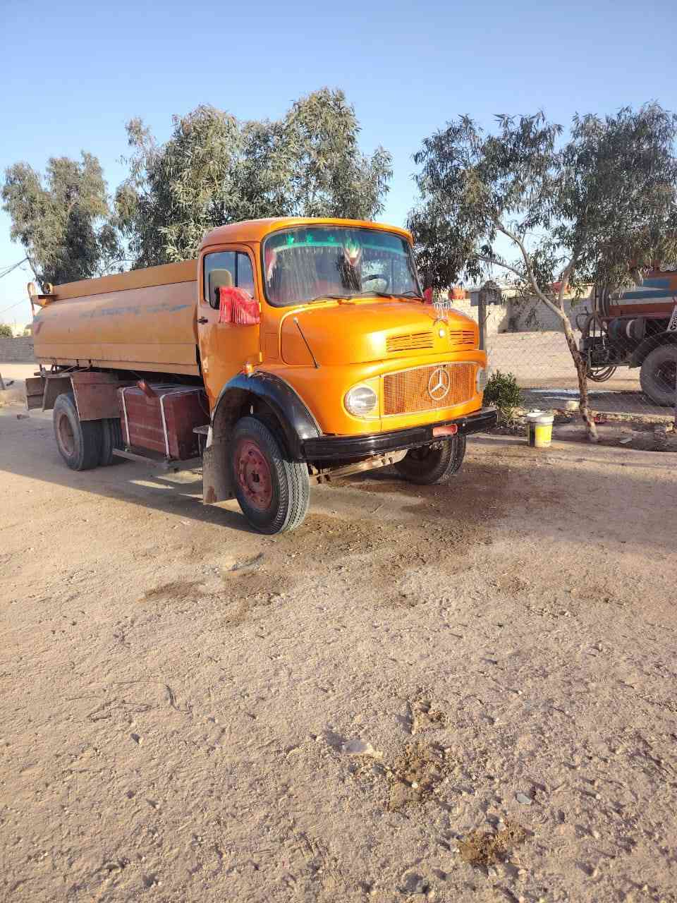 أبو ردين عشره طن شاصي خام محرك وكير واكسن عل شرط كهربائات تخم جديد رقم انبار ألماني بسنويه تنكر شرط التحويل ملاحظة مكلف بنشر رقم الجوال ***********
