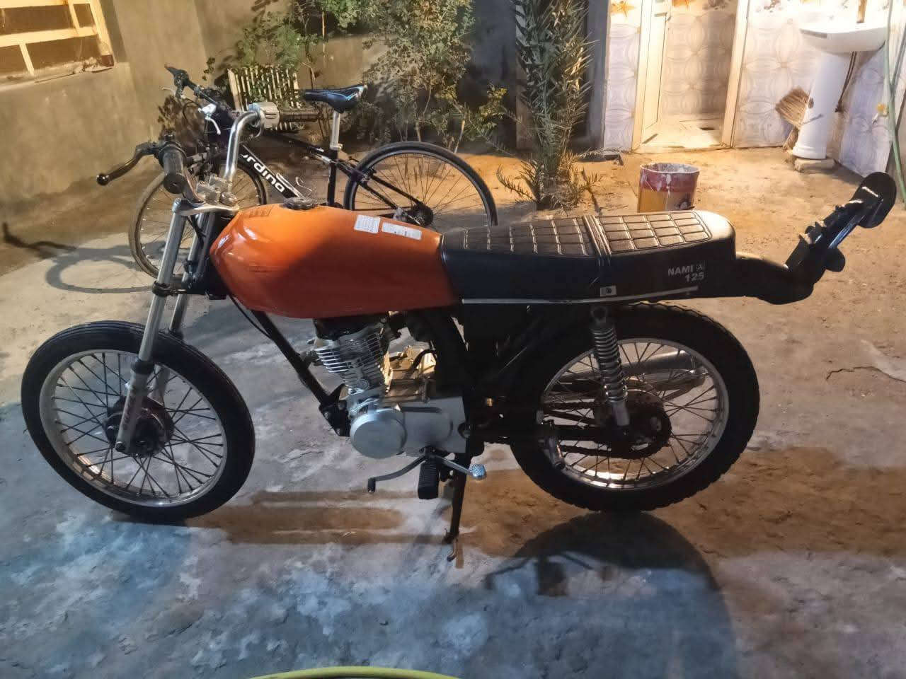 سيجي موديل 26
شاصي 14رفيع كمرك مالته كامل مدفوع 
صالنصه بصراوي 
السعر 675.       ***********
