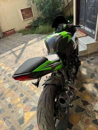 Kawasaki zx6r 2016 ماشيه ٢٨  ABS تراكشن كونترول  دراجة نظيفة عليها إدا...