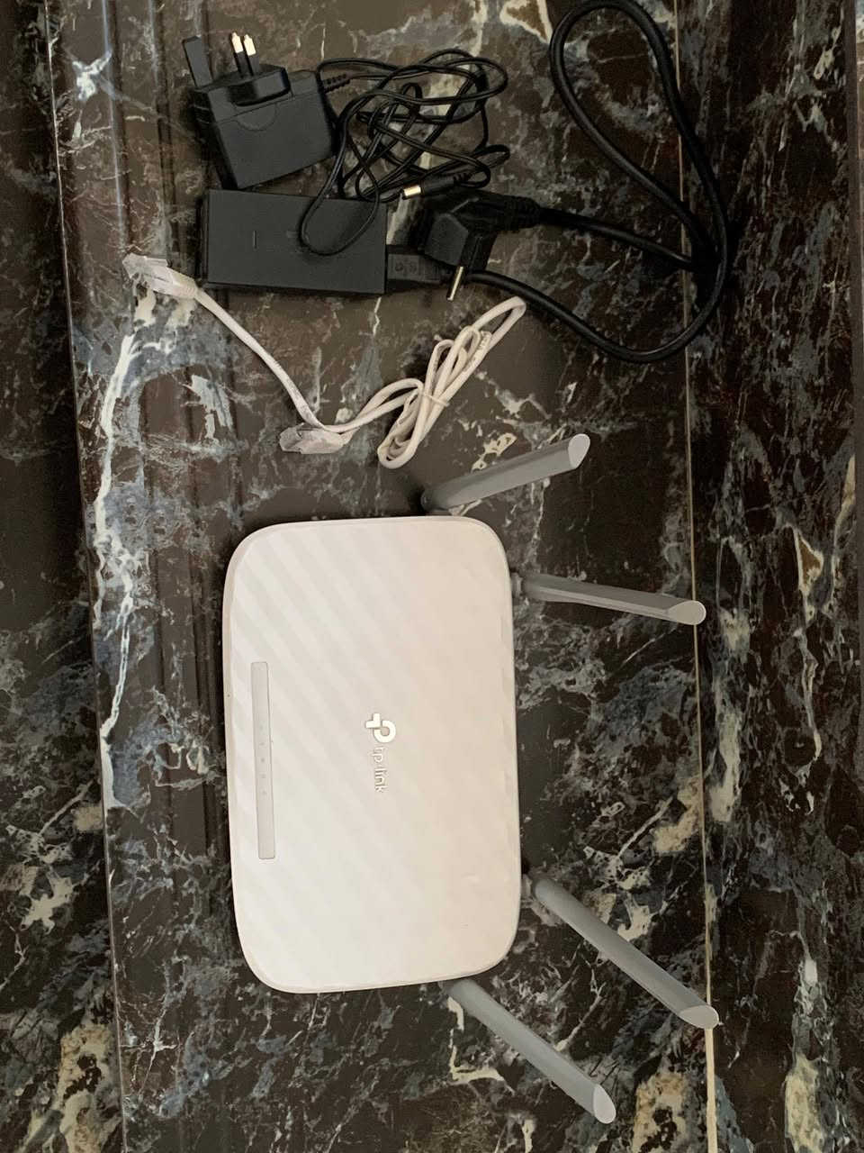 سلام عليكم
منضومة انترنت للبيع
 نانو باور بيم m5 
راوتر c50
 المنضومة نضيفة ومشتغلة 4 اشهر فقط
  ***********
***********
مكاني مشروع الكويتي
