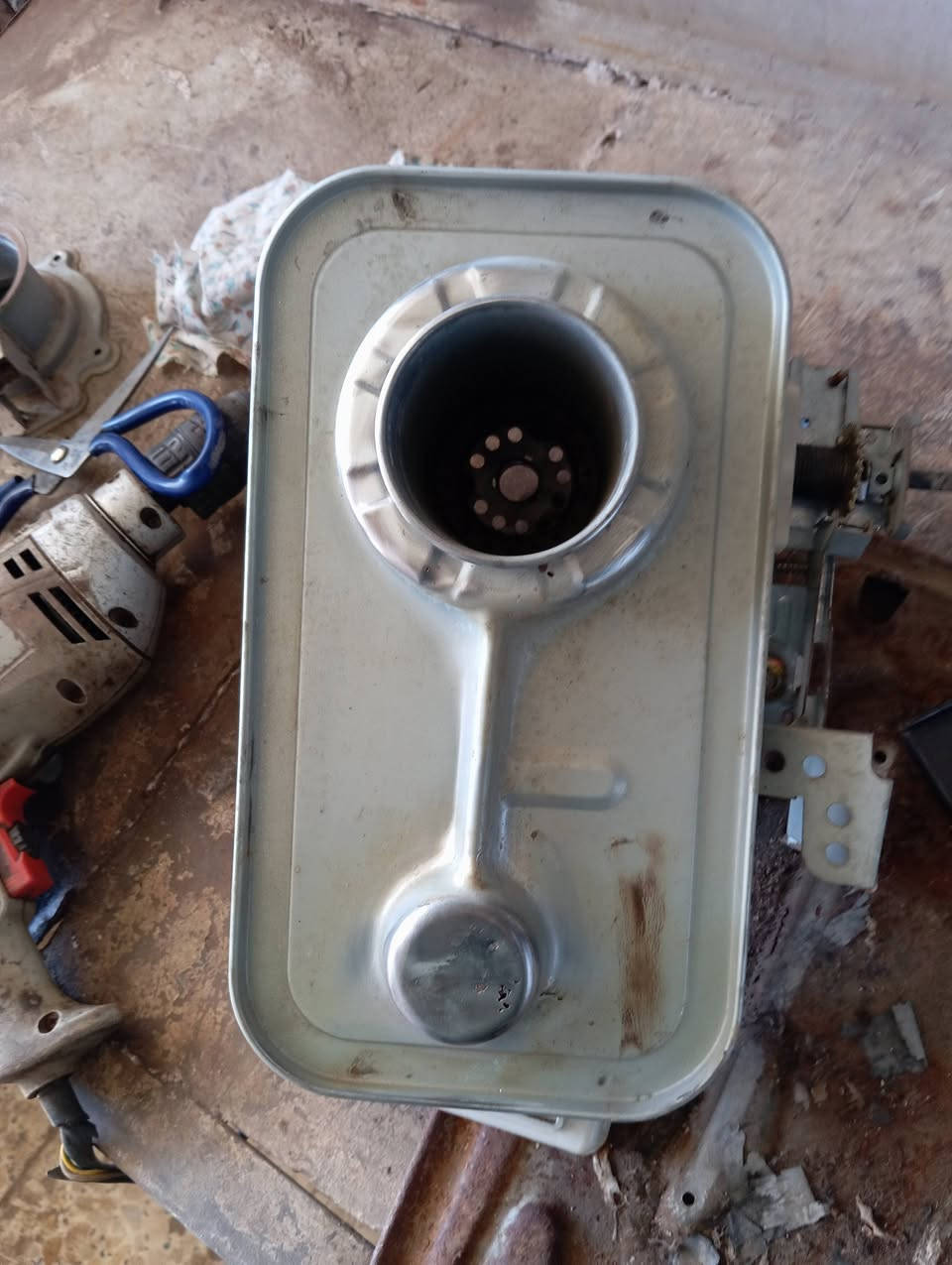 السلام عليكم تصليح جميع الصوبات النفطيه ولغازيه والكهربائية العنوان ابو دشير شارع صيرفه محل محمد الاسدي  ولي ماعنده مجاني ***********
