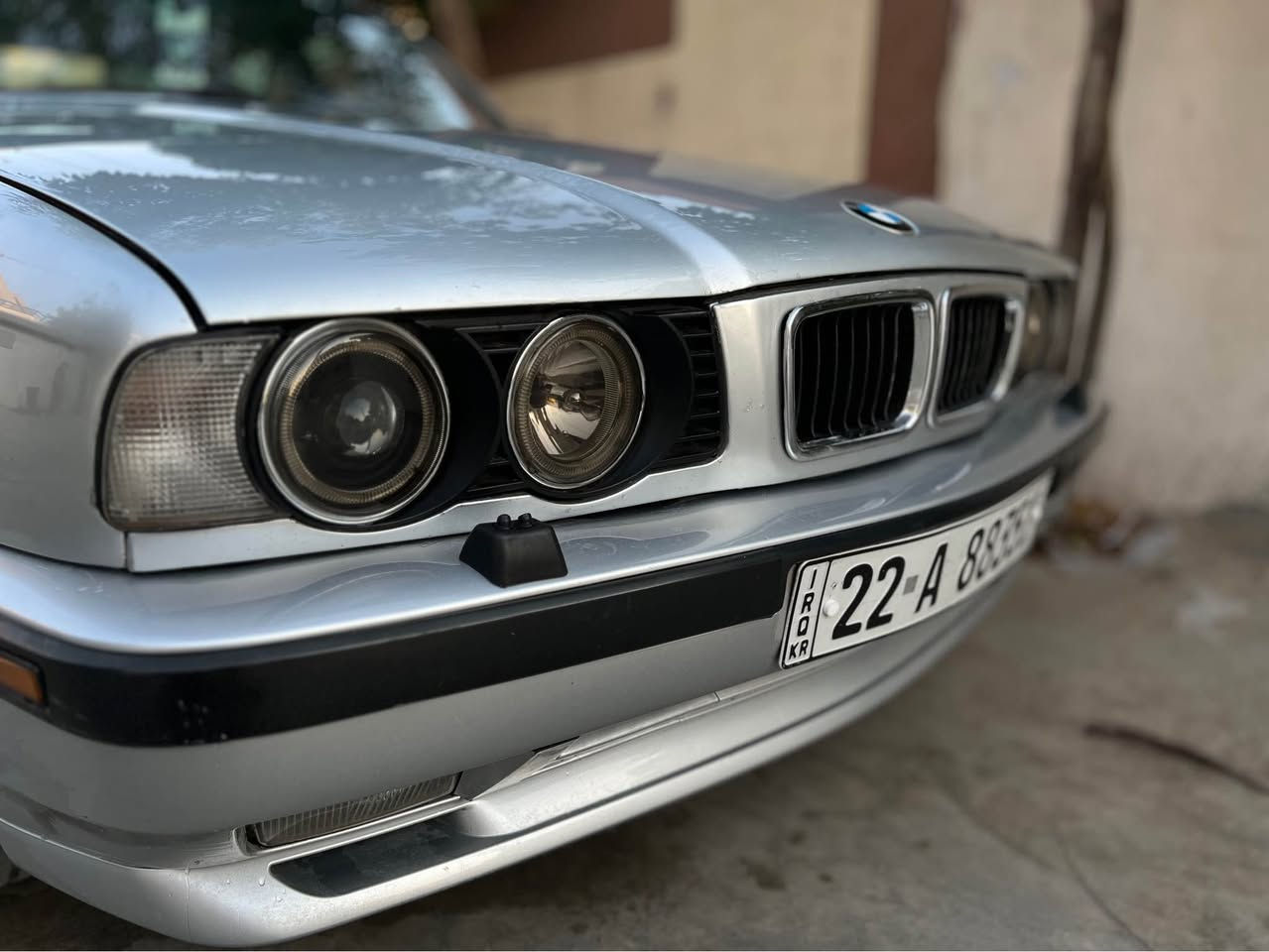 بسم اللە الرحمان الرحیم ماشەڵا لەمالی هەمو لایەک
(e34/BMW/1992)فول فول کامل دەسکاریی و سیستەم

کوشن سیاحی ناوسپی ٧ کەلە بیلاد
مەکینە525 تاک دیجتالی سمس
گێر تۆماتیک
سلاید 
گێچ نیکل
فۆرمیکا 
قفل مەرکەزیی
جام کارەبا
تەبریت 
تەقەو رەقە بەشەرت تاقم پیش پشت و پیش تازە گۆردراوە

دەعامی M بیلادی بەگلاید سپی

بۆیاخ عام بۆ جوانی سەقفو شان بی مەعجون پیویست بە وەسف ناکات نمونەیە لە توندو تۆلی و جوانی

رادێتەر کارەبایی
دەبڵ ئێرباگ 
دەبل چەکمەجە

جەگی بیلادی
ABC
گێر و مەکینە و ئەکسل بەشەرت بیدوکەل و بوخار
تازە رۆن و فیت پەمپ و هایدرۆلیکی گیر گۆردراوە

لایت ئەڵقەیی سپی واتە دەبل فانۆس
پشت و پێشی کەپسە بی لیدراو
تەحویل و خرامە و بەناوکردن بەشەرت
***********/wats app كويسينجاك, أربيل
