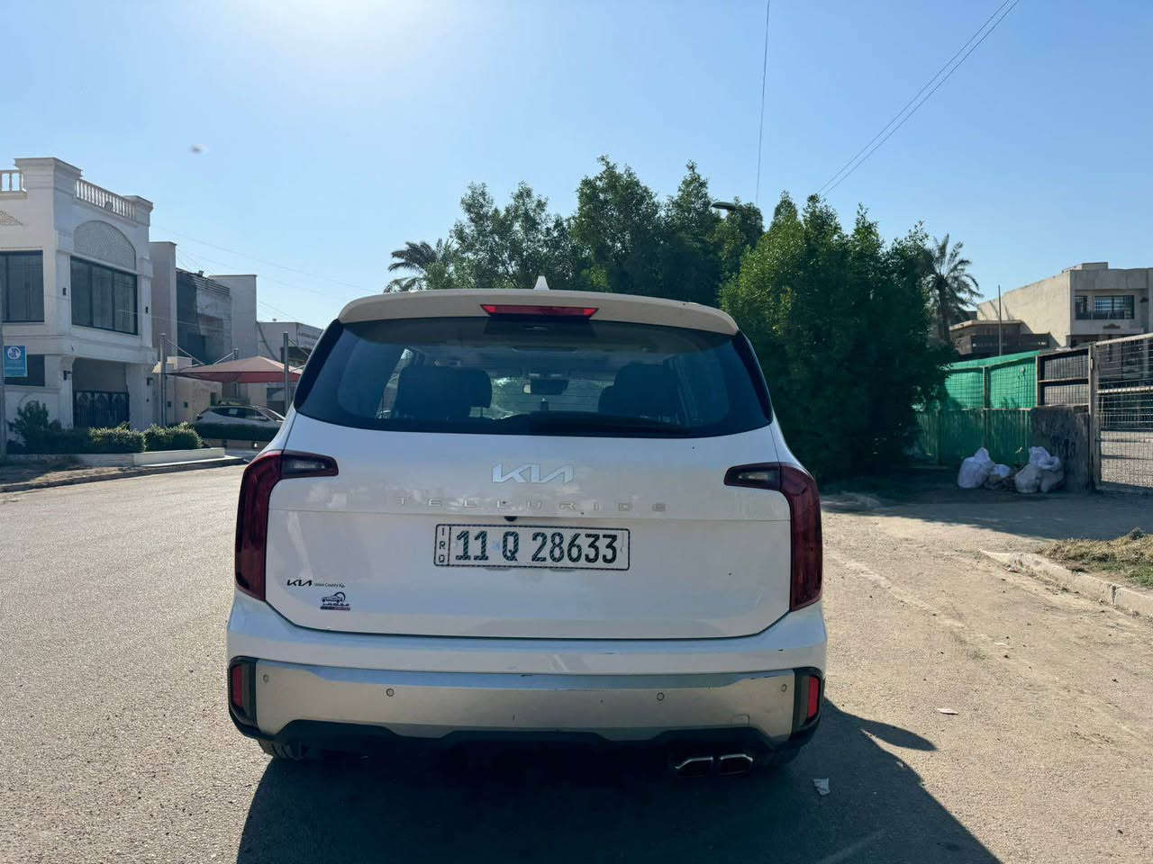 كيا تيلورايد 2024 
باب خلفي والباب الامامي ومصلحات نفسهم بدوووووون ايربالك )    
المواصفات 
‎✅ كيا تيلورايد  رقم بغداد 
‎✅ محرك 6 سلندر 3800  
‎✅ ستيرن تدفئة 
‎✅ ويل كب حجم 20 اسود
‎✅ عداد المسافة الحالي١٠٠٠٠
‎✅ بصمة ابواب امامية  وبصمة تشغيل 
‎✅ لايتات زينون عالي ناصي عدستين مع كشافات دعامية 
‎✅ اشارة في المرايا الجانبية مع حساسات الاجتياز 
‎✅ مصابيح ترحيب في مقابض الابواب 
‎✅ رادار امامي تفاعلي للتوقف التلقائي امامي خلفي
‎✅ السيارة سلايد روف فتحتين 
‎✅ حساسات امامي خلفي اصل 
‎✅ كاميرا خلفيه  برؤية 360درجة 
‎✅غرفة السيارة اسود ملكي:
‎✅ تحكم كهربائي متكامل لقاعد اماميه بلكامل 
‎✅ المقاعد الامامية تدفئة وتبريد كشن 
‎✅ شاشة دشبول كبيرة لمجموعة من الايعازات والضبط 
‎✅ مقاعد وسطية تطوى كهربائيا ويدوية الفتح 
‎✅ انارة ليزرية متعددة بمزيج هائل من الالوان لأنارة دواخل السيارة 
‎✅ اوتو بارك 
‎✅ خاصية تحديد المسار والتنبيه عند الخروج من المسار 
‎✅ المقعد الوسطي منفصل وعدد الركاب 7 
‎✅ تبريد السيارة 3 قطع 
‎✅ تحكم ستيرن جهتين متعدد الايعازات 
‎✅ وضعيات القيادة عدد 5 
‎✅ تنبيه بالارتجاج في المقود 
‎✅ وباقي المواصفات بالسيارة الغنية عن التعريف 
مكان السياره زيونه - شارع الربيعي 
للاستفسار الاتصال على ***********
سعره 30500$ وبيها مجال بسيط بغداد, العراق
