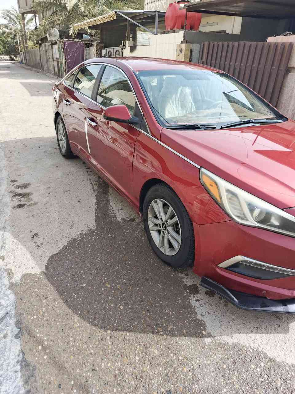 السلام عليكم سياره سوناتا موديل 15 وارد امريكي حادث السياره كلير بالقماره بسيط وبارد بالشاملق الخلفي بصفحه السائق الرقم بغداد جير ومكينه خير من الله صدر جديد حداديه جديده تخم تاير جديد مكان السياره بغداد الدوره الا السعر 120 وبيها مجال بسيط الشراي يتصل على رقم الهاتف***********
