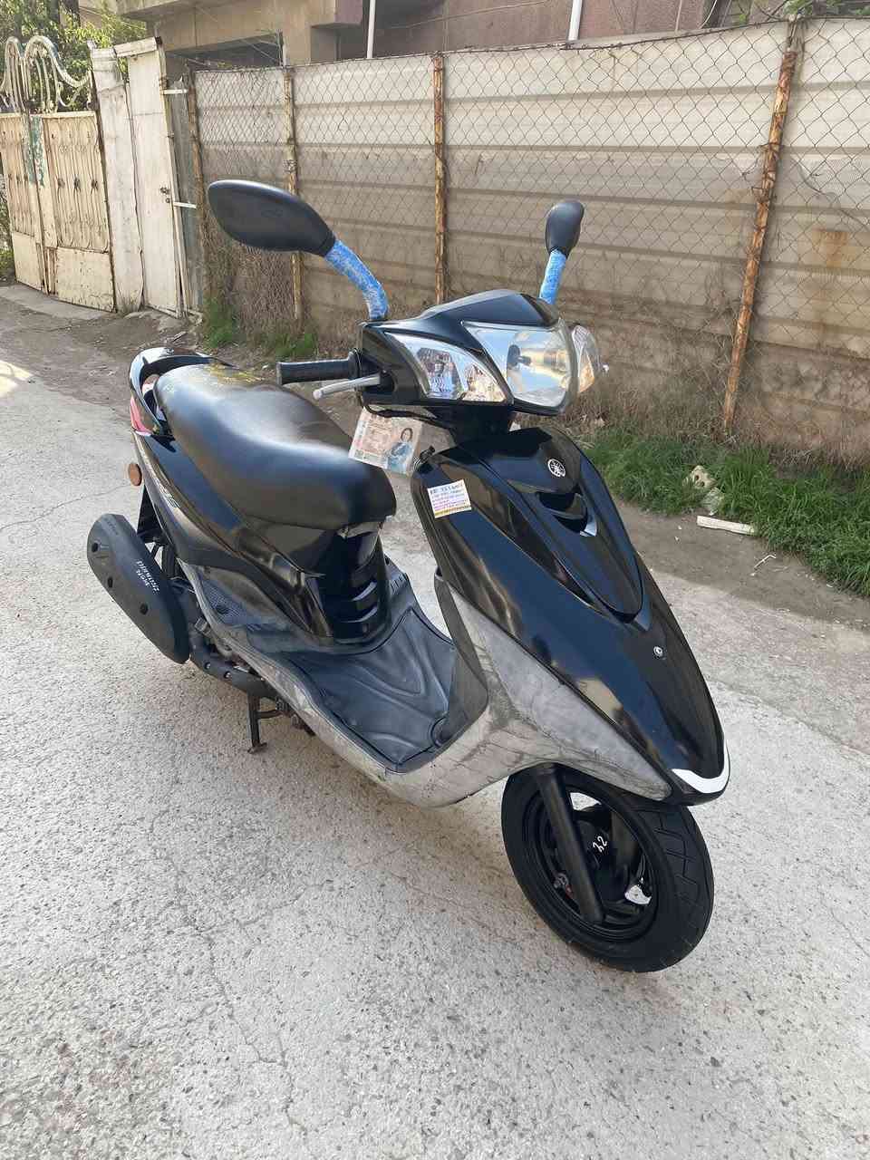 سلام عليكم للبيع بغبغاء دراجه مال رمبه مكفوله كفاله عامه دراجه جاهزه اوراق كامله دراجه بلاديه كلهة جيب فيتر وتعال افحص سعرهة (مليون و100) وبيه مجال بسيط جدا شراي يتصل على رقم (***********)مكاني بغداد الغزالية
