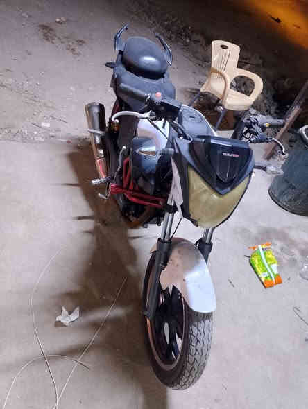 سلام عليكم شباب دراجه دايون خفاش  اوراق اصولي موديل 2020 دراجه جاهز من كلشي كلشي شغال بيها مكفوله كفاله عامه شرط مكينه ما مفتوح بيها برقي المكان (((قلعه السكر))) السعر 750 وبيها مجال وما ماشيه هواي جانت مخزونه الرقم للستفسار ***********
